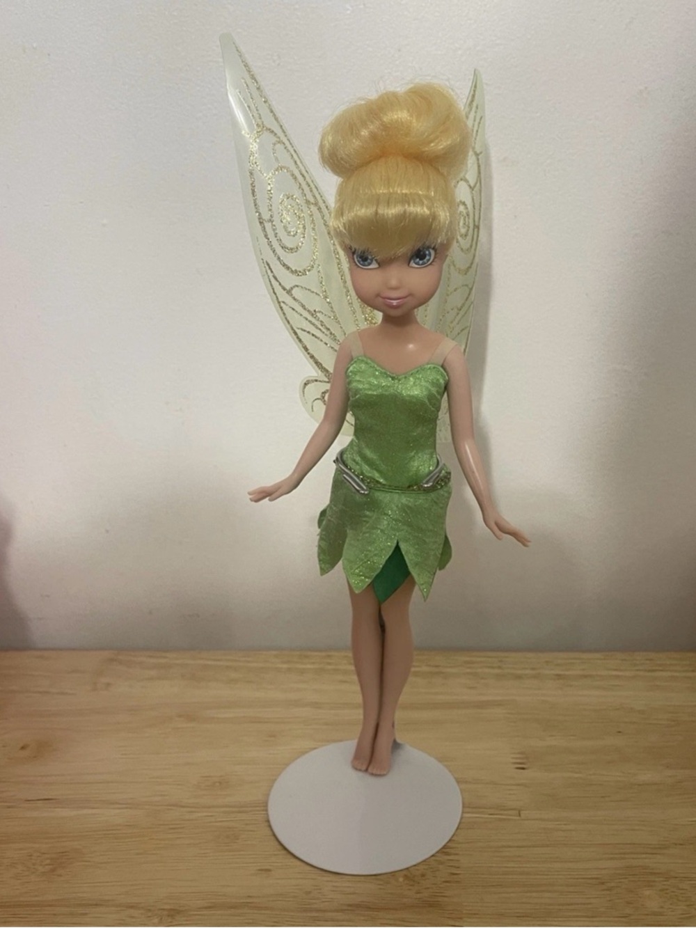 Disney‎ Fairies Tinker Bell 9" Jakks Pacific Doll With Display Stand No Shoes
